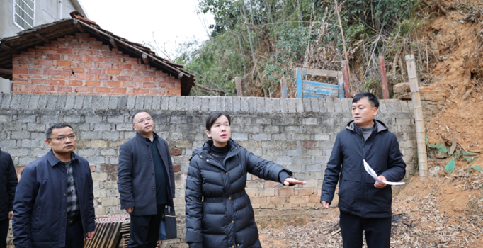 宋磊调研地质灾害防治工作